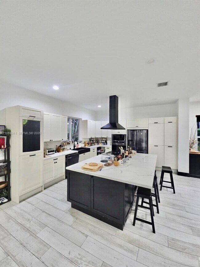 Building Photo - 2019 Harbor View Cir