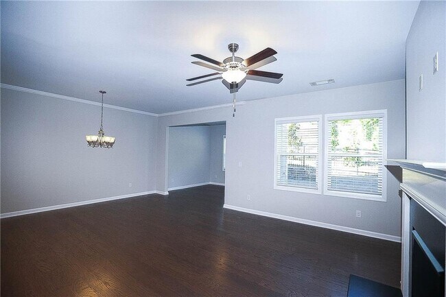 Building Photo - 648 Lansing Grove Way