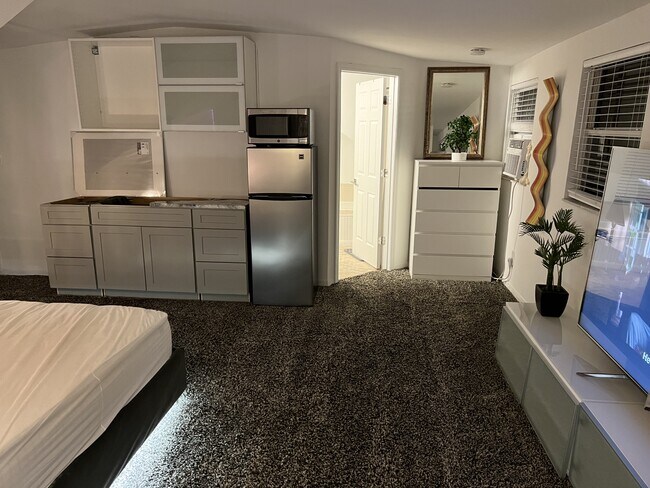 Foto del edificio - 1310 Daytona Ave