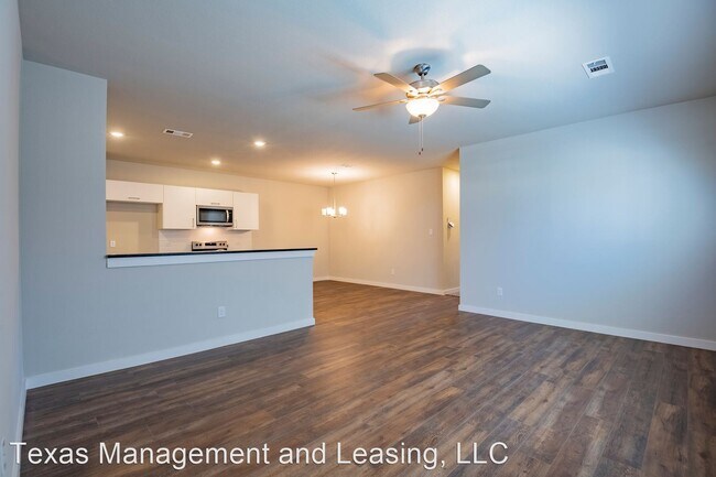 Building Photo - 3 br, 2 bath House - 648 Wheatfield Drive