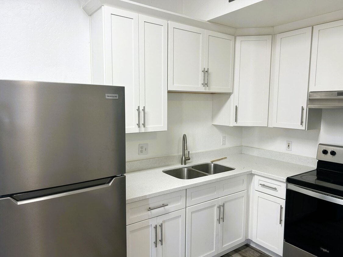 Downtown Chandler 1 bed 1 bath! - Downtown Chandler 1 bed 1 bath!