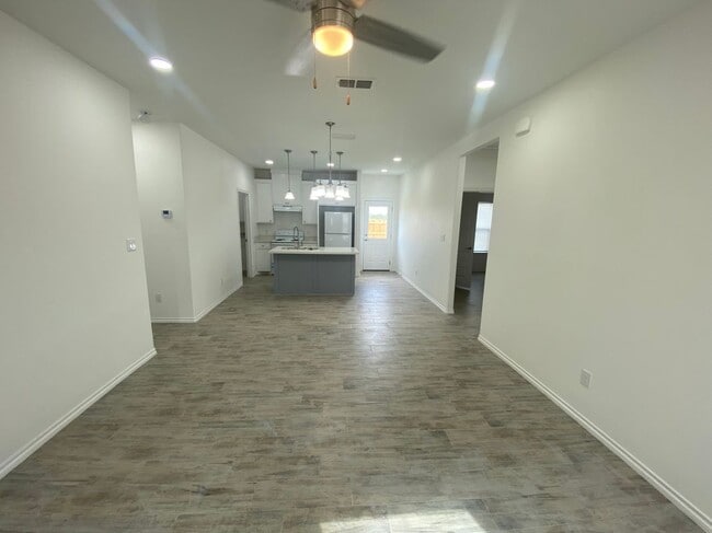 Foto del edificio - 2914 Maria Dr