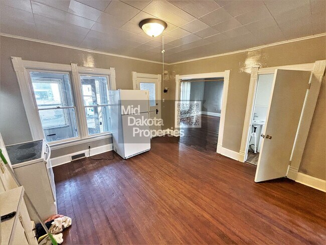 Foto del edificio - 735 S Wisconsin- 5 bedroom, 2 bathroom house