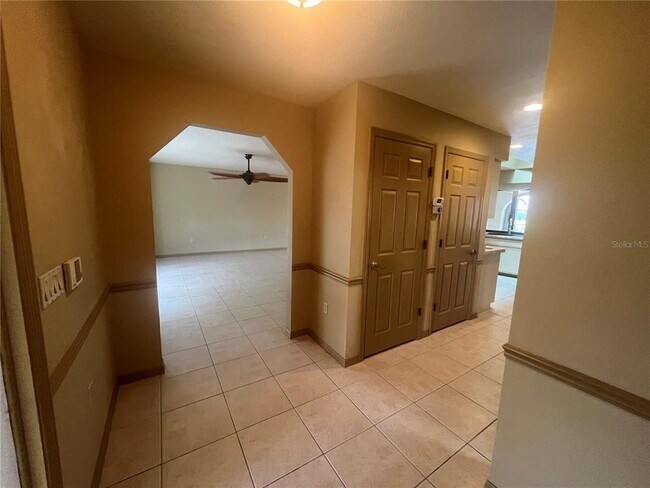 Foto del edificio - 2129 Amarillo Ln