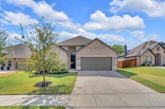 Building Photo - 1017 Fairhaven Dr