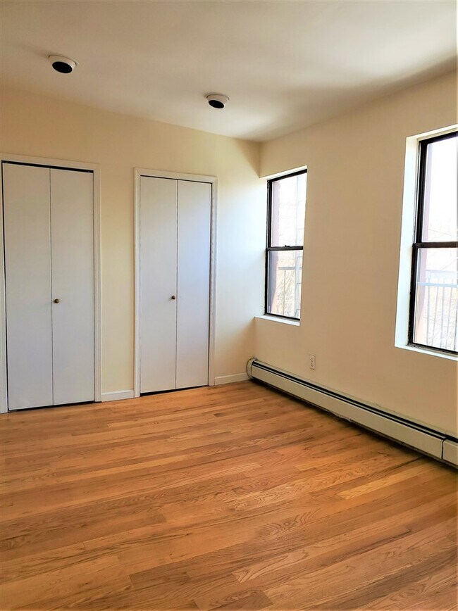 Foto del edificio - 350 Varick St