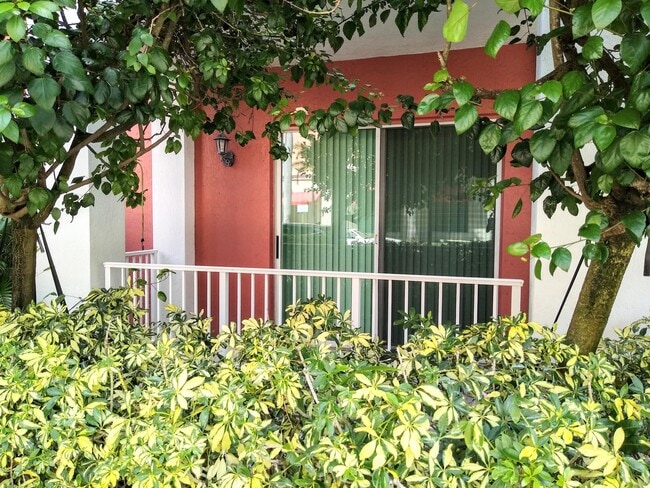 Foto del edificio - 804 E Windward Way