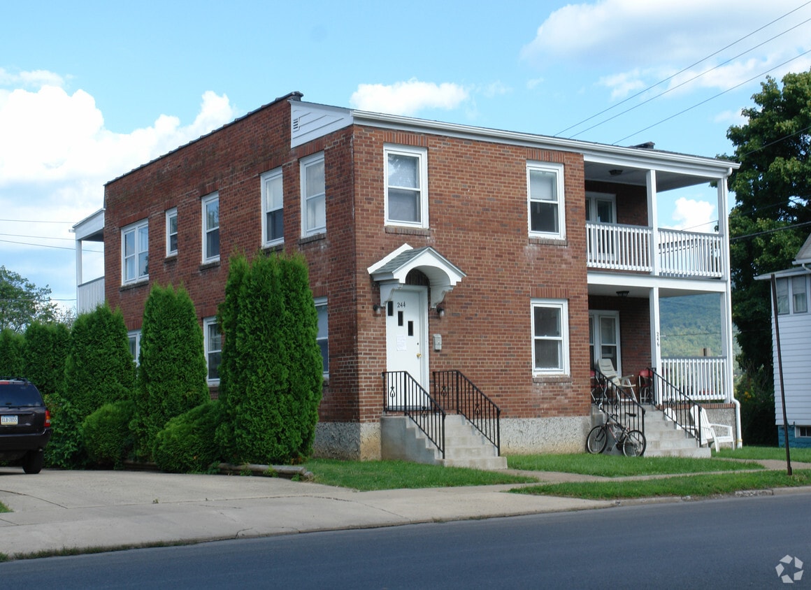 244246 Linden St, Lock Haven, PA 17745 Apartments in Lock Haven, PA