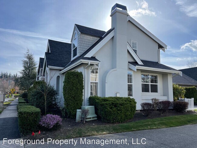 Building Photo - 4 br, 2.5 bath House - 1447 NE Katsura St