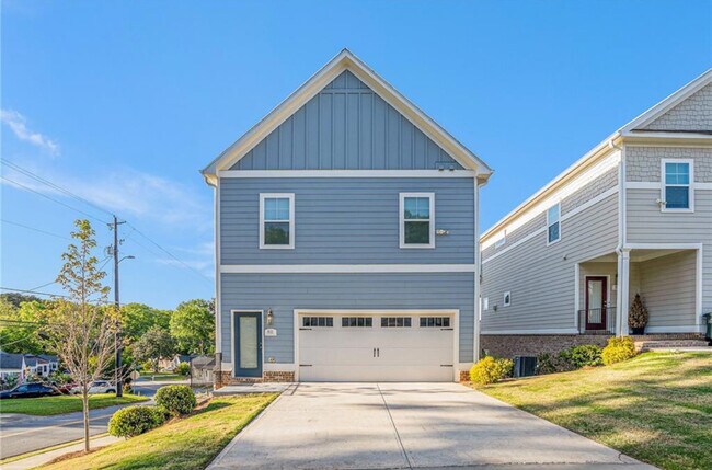 Building Photo - 811 Corsiglia Farm