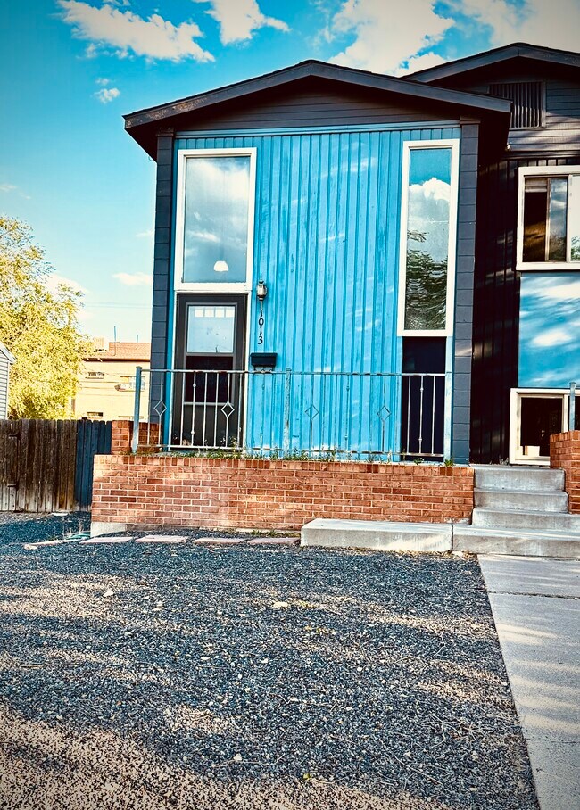 Foto del edificio - 1013 Belford Ave