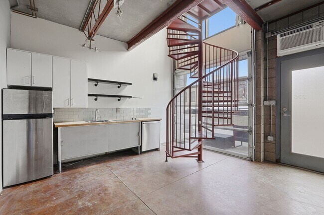 Photo - Modern Pet-Friendly 1-Bedroom Condo in Prime Salt Lake City Location with In-Unit Washer/Dryer & ...