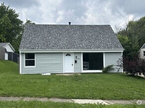 Building Photo - 2211 Hazelton Ave
