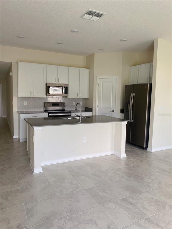 Foto del edificio - 2062 Live Oak Ridge Rd