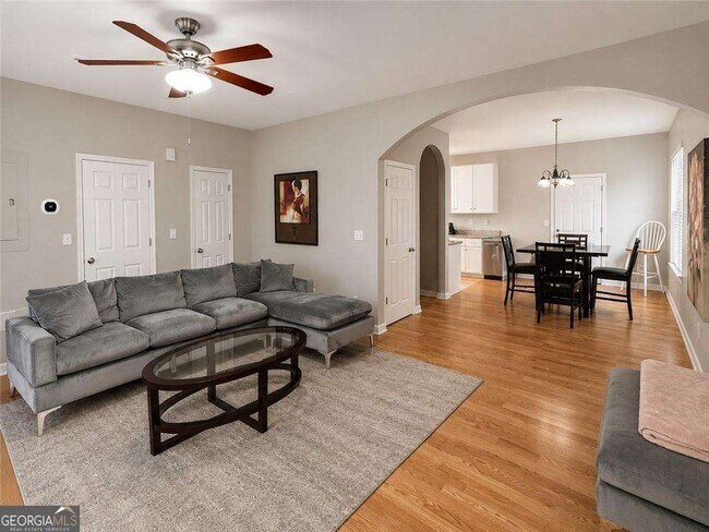 Foto del edificio - 809 Spencer St NW