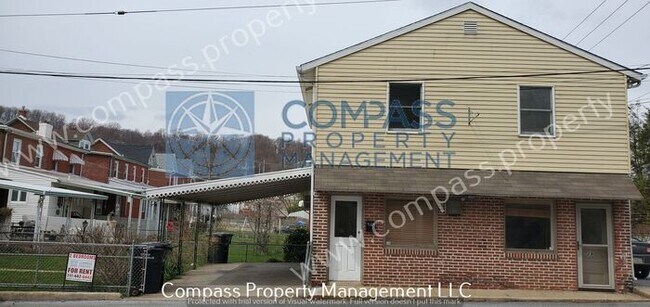 Foto del edificio - $1395 - 2 Bed, 1.5 Bath, Cottage Home - We...