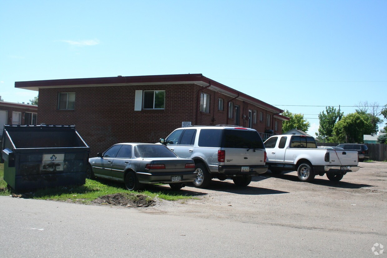 Building Photo - 5370 W 3rd Pl