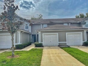 Building Photo - 374 Scrub Jay Dr