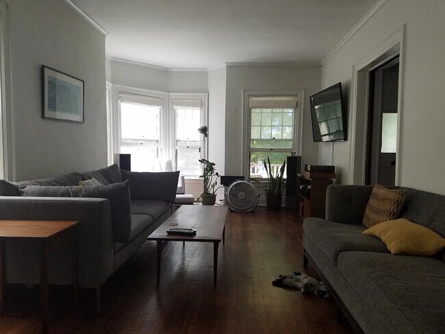 Foto del edificio - 225 Norwood Ave
