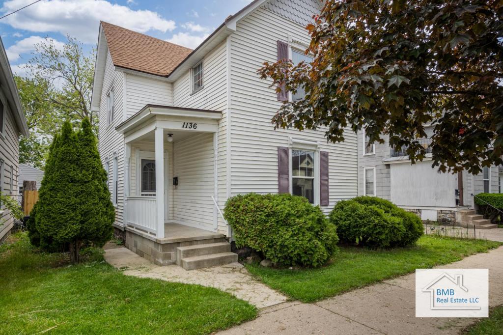Primary Photo - 1136 Davis Ave NW