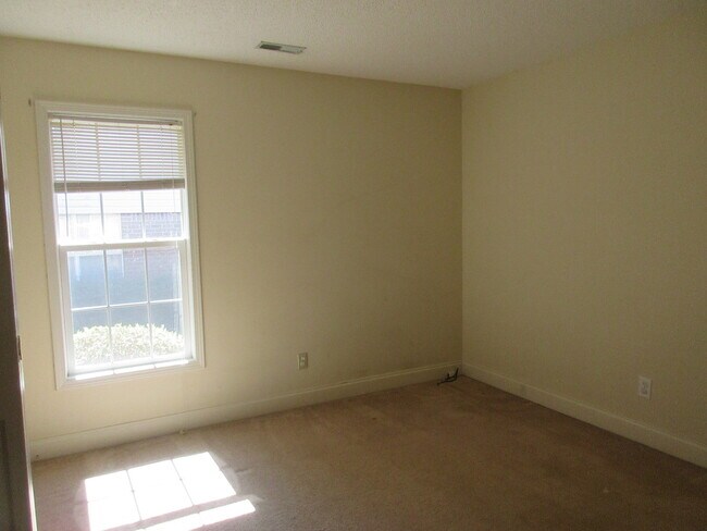 Building Photo - The Willows Subdivision