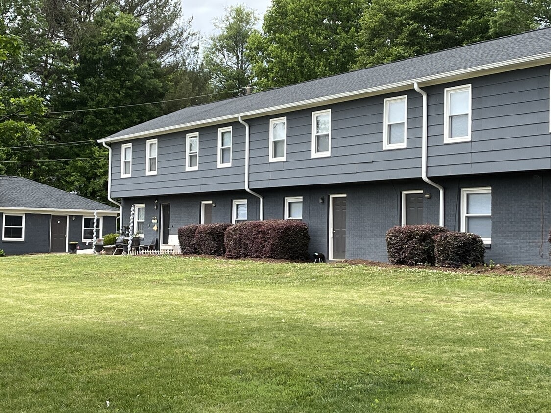 Photo - 1315 County Home Rd (Conover, NC)