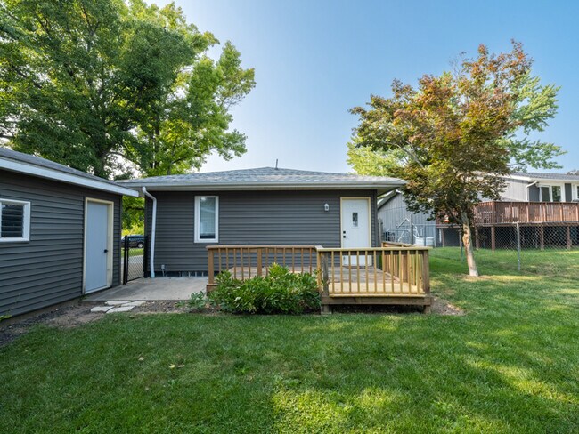 Foto del edificio - 211 Sharen St