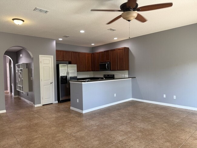 Building Photo - 3/2 Townhome in Winter Springs