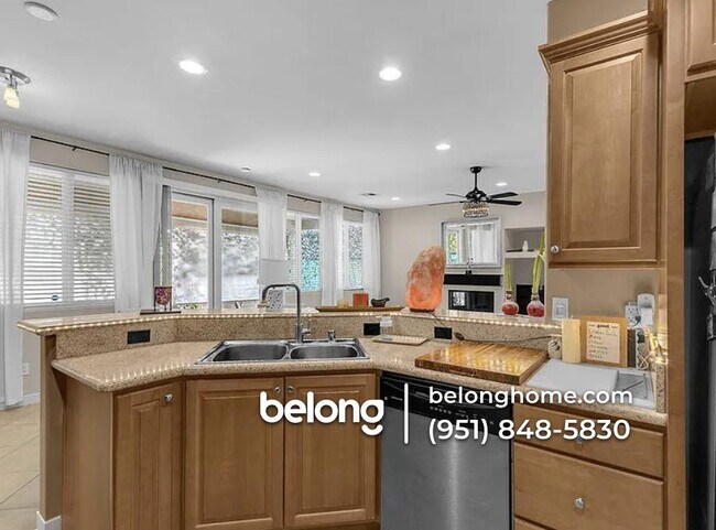 Building Photo - 65166 Cliff Cir