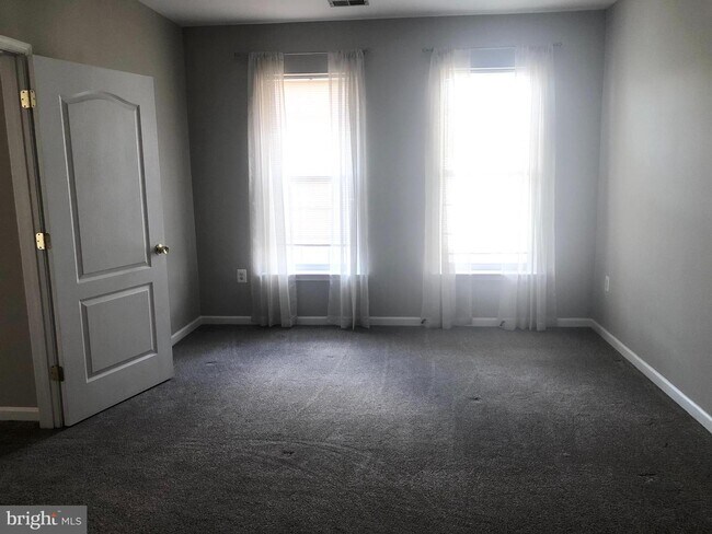 Building Photo - 9700 Elzey Place