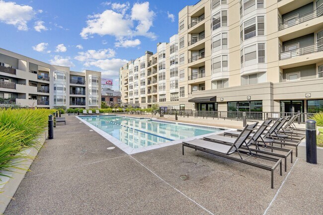 Foto del edificio - Bayside Village