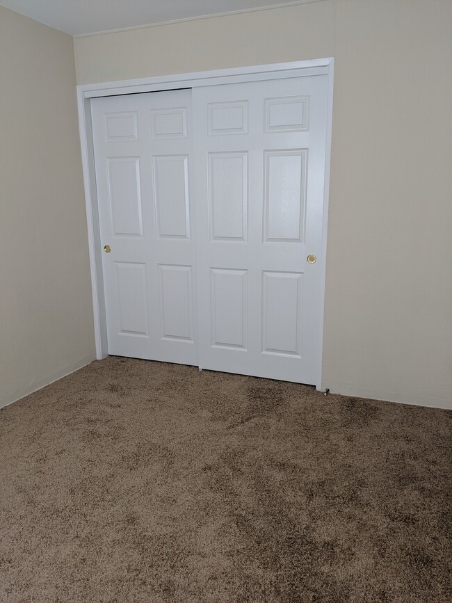 Bedroom - 610 Union Ave