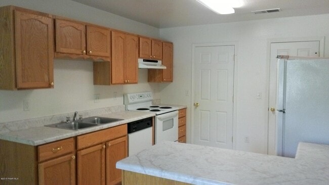 Building Photo - 4601 N Agua Fria Dr
