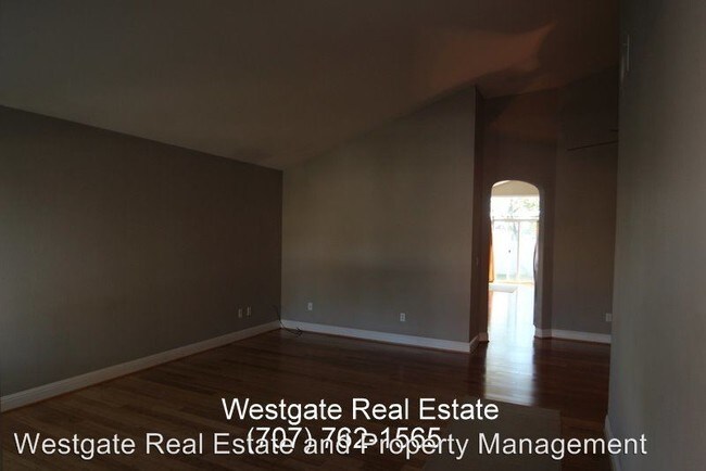 Building Photo - 3 br, 2 bath House - 1513 Mary Place