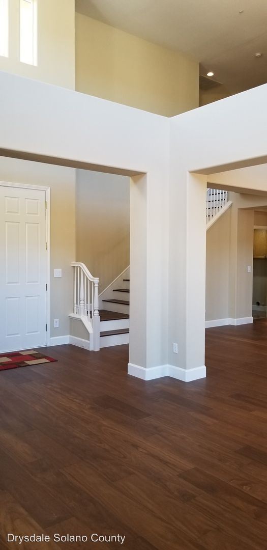 Building Photo - 620 Emerald Hills Cir