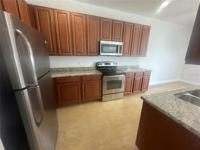 Foto del edificio - 1581 Orrington Payne Pl