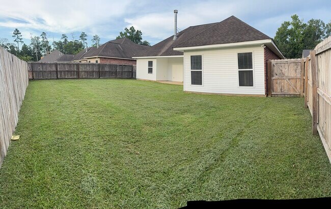 Foto del edificio - 17281 Paddock Cir