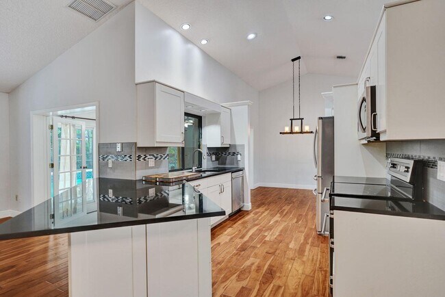 Foto del edificio - 1283 Barnstaple Cir