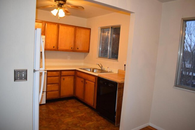 Building Photo - 123 Berkley Dr