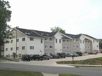 Primary Photo - 1315 Fraternity Village Dr