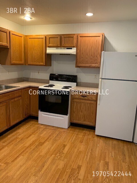 Primary Photo - 712 Daniels St