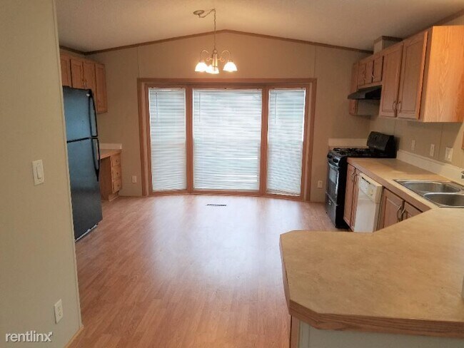 Foto del edificio - 3 br, 2 bath Mobile Home - 108 Carmell St