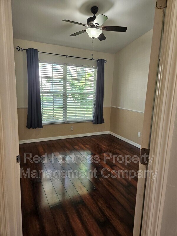 Foto del edificio - 12290 Eagle Pointe Cir