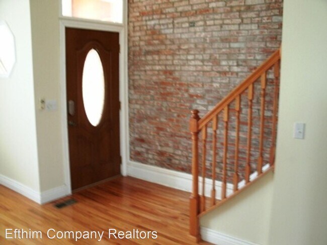 Foto del edificio - 3 br, 2.5 bath House - 2821 Caroline St.