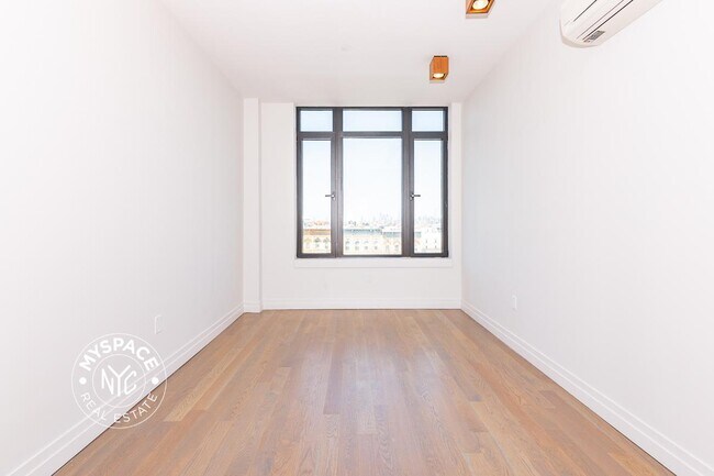 Building Photo - 260 Knickerbocker Ave