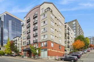 Building Photo - 108 5th Ave S