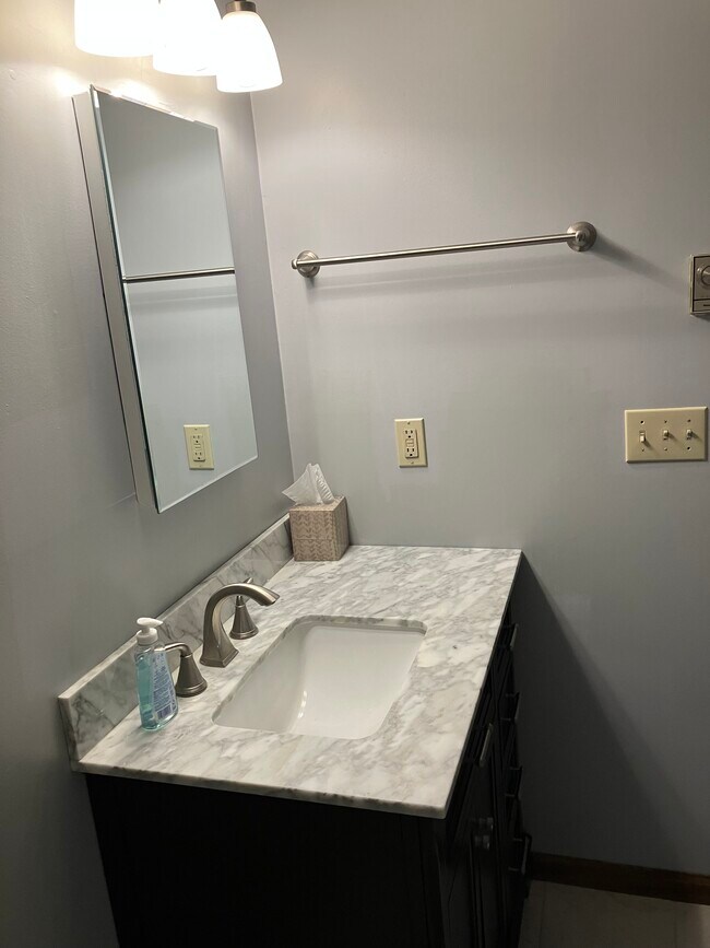 Foto del edificio - 43 Shasta Dr