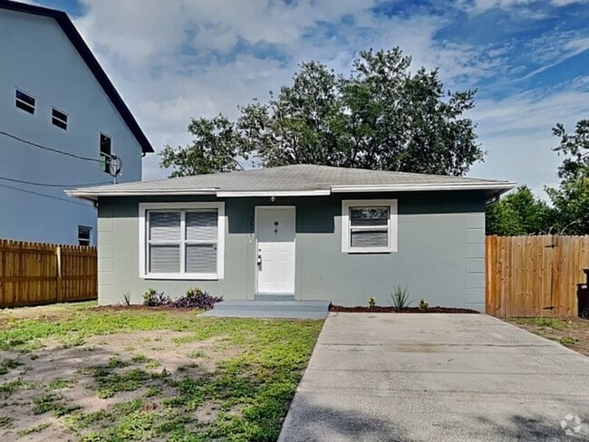 Building Photo - 3621 N 54th St
