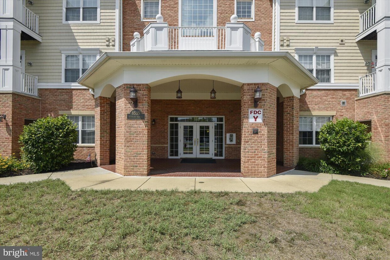 8535 Veterans Hwy Unit 315, Millersville, MD 21108 Room for Rent in