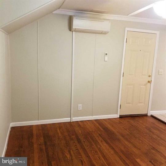 Foto principal - 81 W Main St